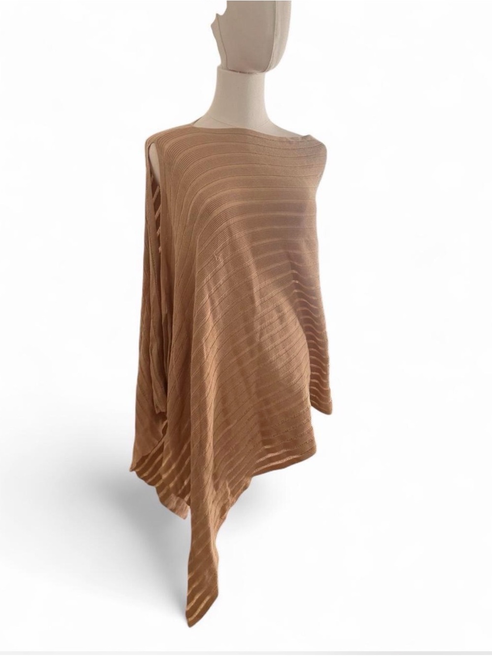 Lightweight Ribbed Poncho in Camel